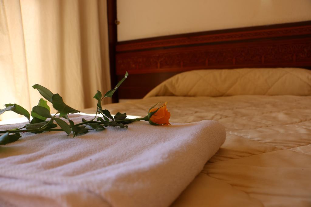 Sidi Harazem Hotel ภายนอก รูปภาพ