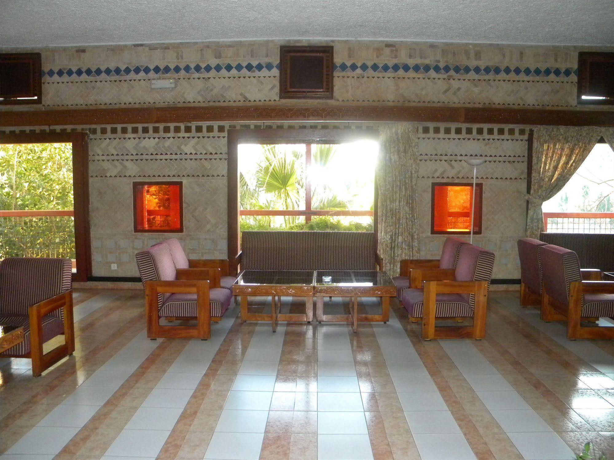 Sidi Harazem Hotel ภายนอก รูปภาพ